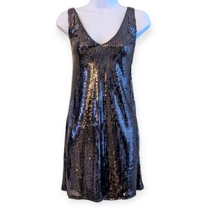 Line & Dot Black Iridescent Sequin Sleeveless V-Neck Cocktail Party Dress Medium